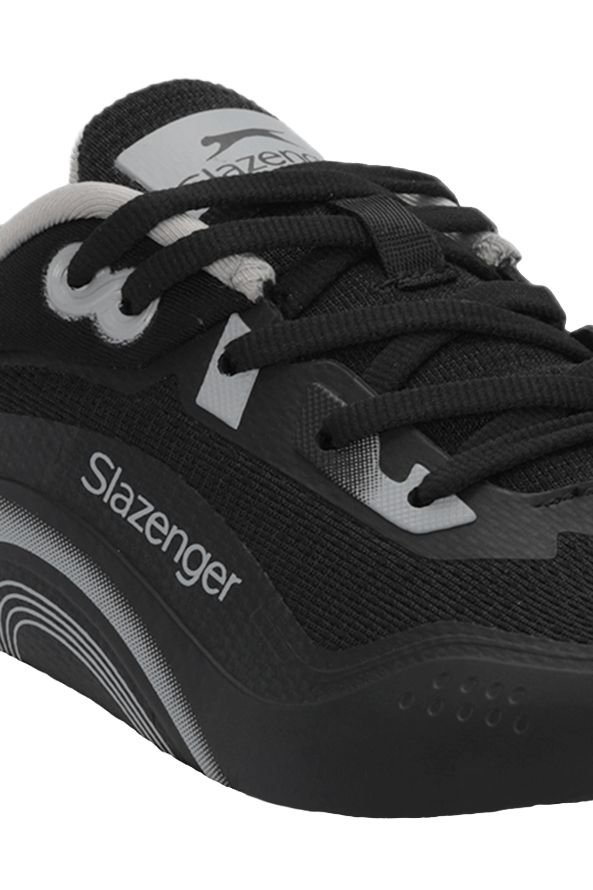 Slazenger Wera Women's Sneakers - Black / White angle 4