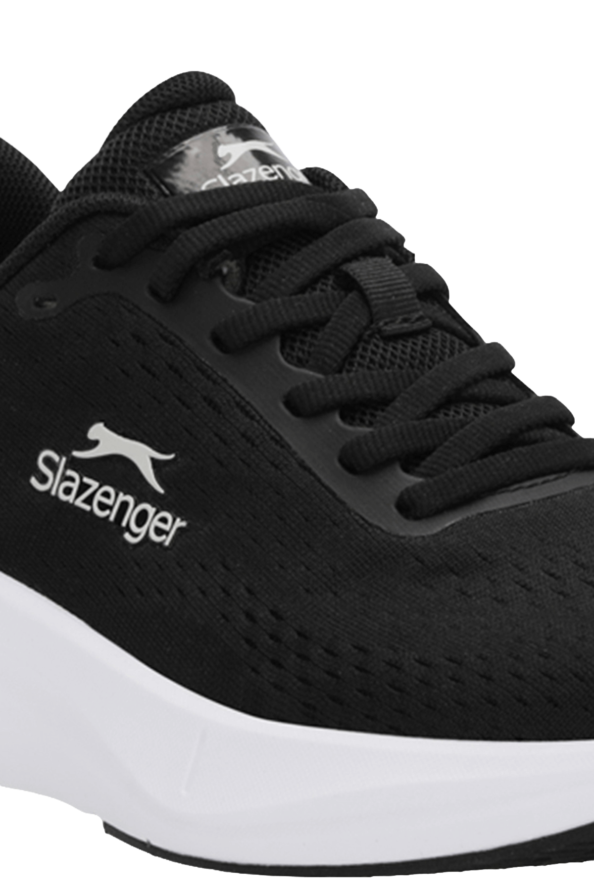 Slazenger Wise Women's Sneakers - Black / White angle 4
