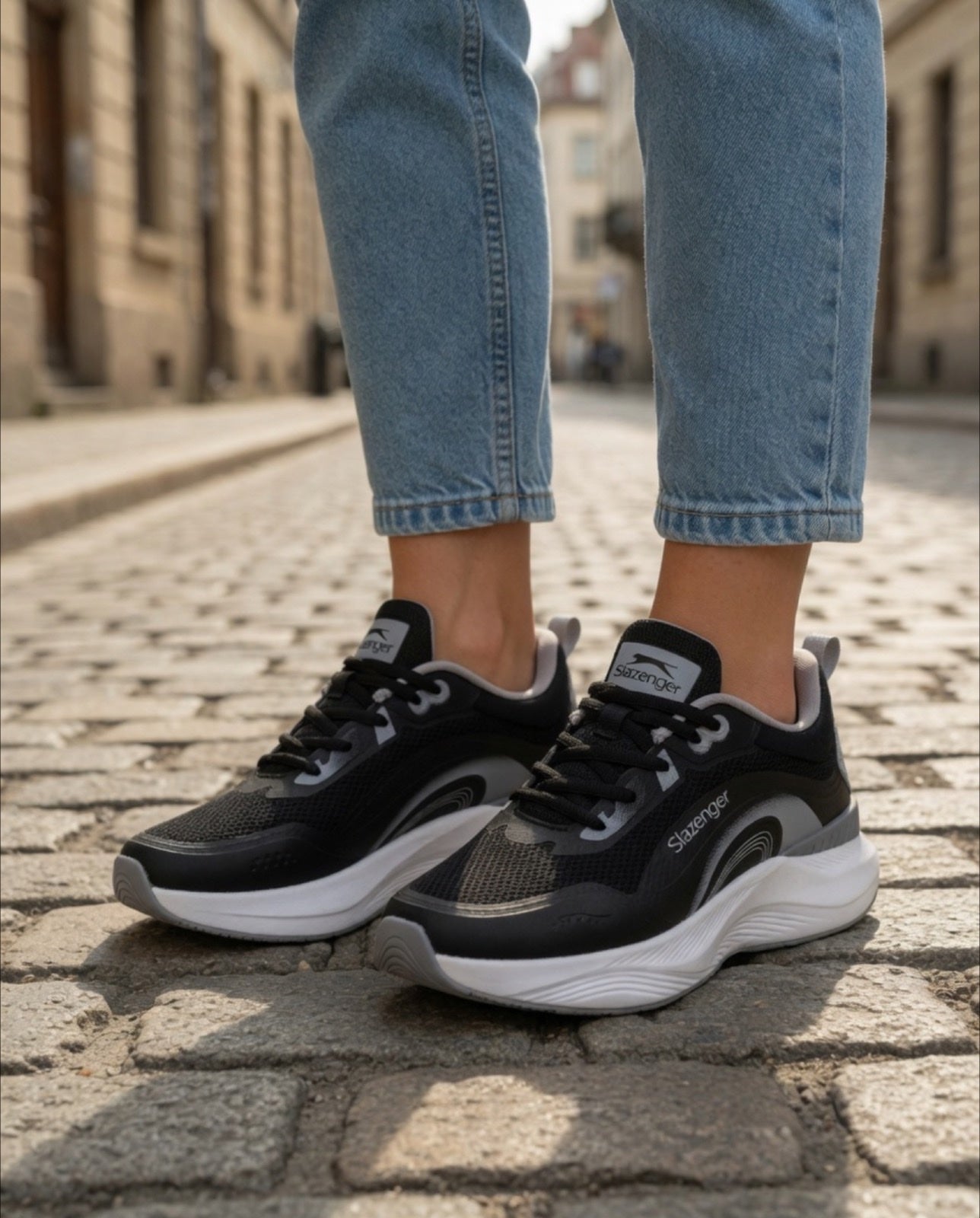 Women’s Sneakers